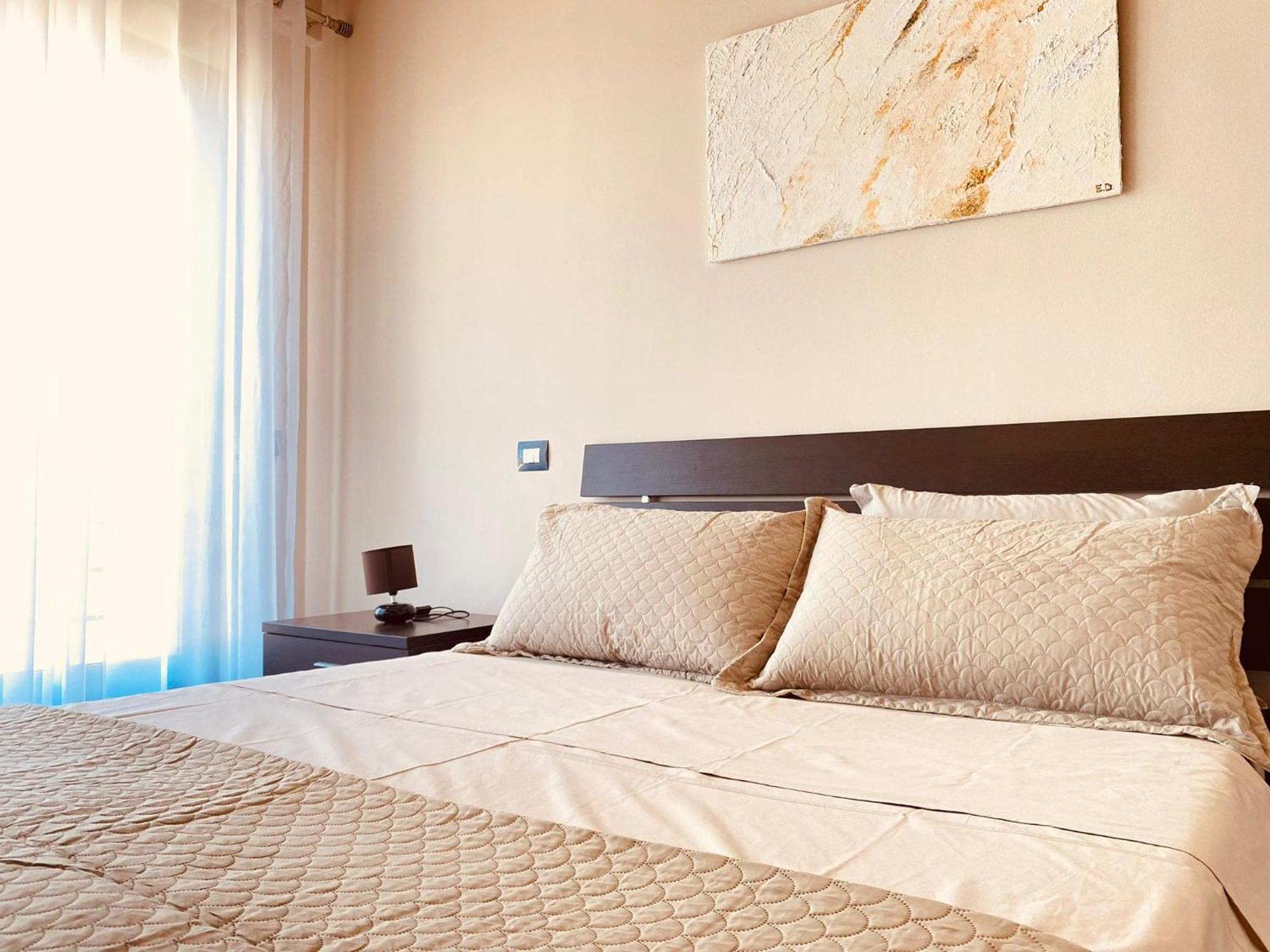 Nemis Apartments In The Centre Of Tirana Four Free Parking Eksteriør billede
